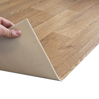 Pavimento pvc effetto legno su misura