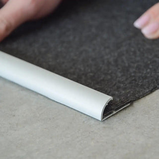 Terminale a schiacciare per moquette colore argento cm 270 - Resta Tendaggi